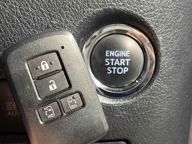 2019 Toyota Vellfire DBA-AGH30W (UW-6a53041bedcc8)[8]