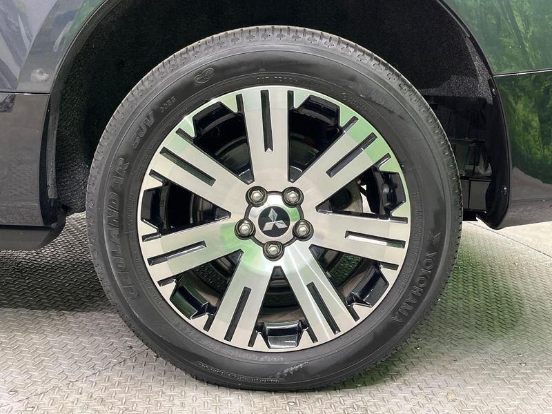 2023 Mitsubishi Delica D:5 3DA-CV1W (UW-6a5304a13627d)[10]
