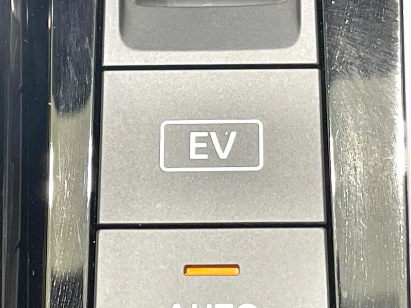 2024 Nissan Aura 6AA-FE13 (UW-6a5304cbc3190)[15]