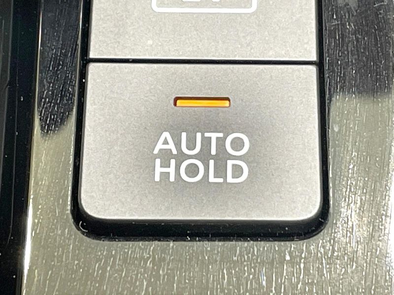 2024 Nissan Aura 6AA-FE13 (UW-6a5304cbc3190)[16]