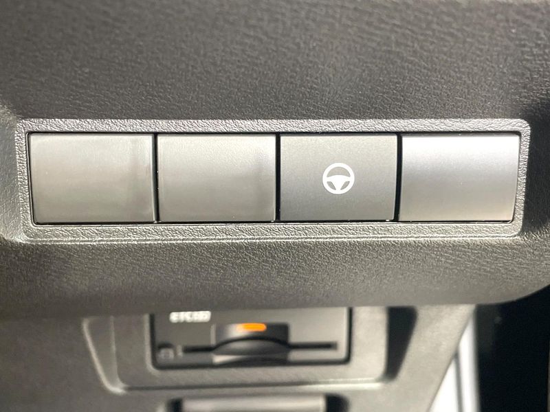 2024 Nissan Aura 6AA-FE13 (UW-6a5304cbc3190)[22]