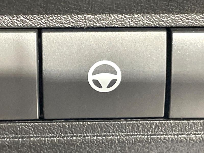 2024 Nissan Aura 6AA-FE13 (UW-6a5304cbc3190)[23]
