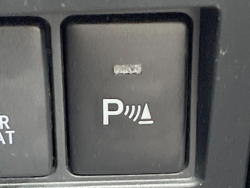 2022 Toyota Hilux 3DF-GUN125 (UW-6a530516cd643)[17]