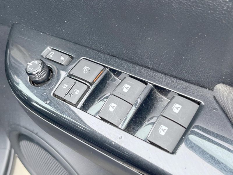2022 Toyota Hilux 3DF-GUN125 (UW-6a530516cd643)[15]