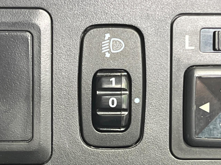 2007 Nissan Otti DBA-H92W (UW-6a53051cf0820)[7]