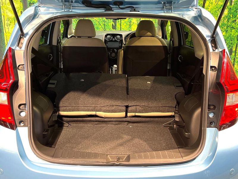 2017 Nissan Note DAA-HE12 (UW-6a5305251ad83)[19]