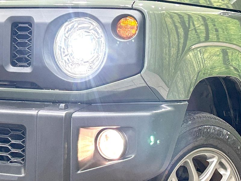 2020 Suzuki Jimny 3BA-JB64W (UW-6a530546ba5e4)[11]