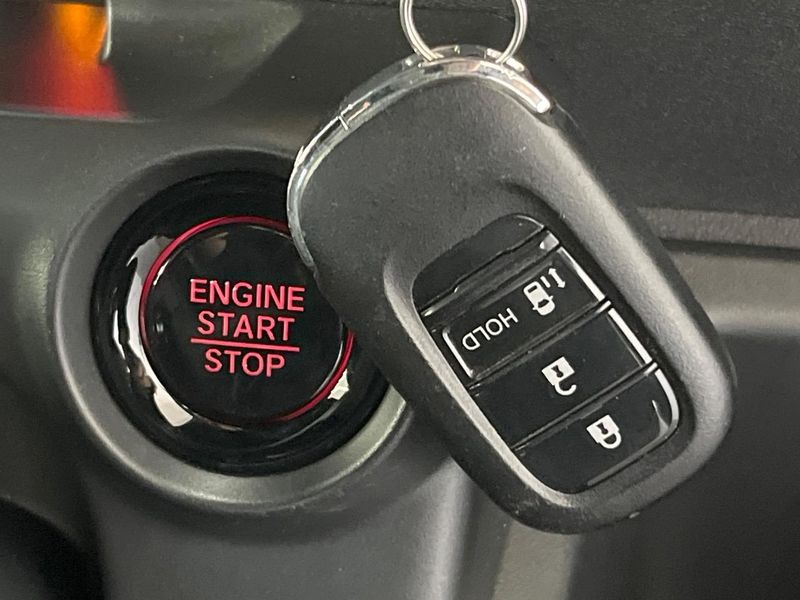 2024 Honda N-BOX CUSTOM 6BA-JF5 (UW-6a530583e6a77)[21]