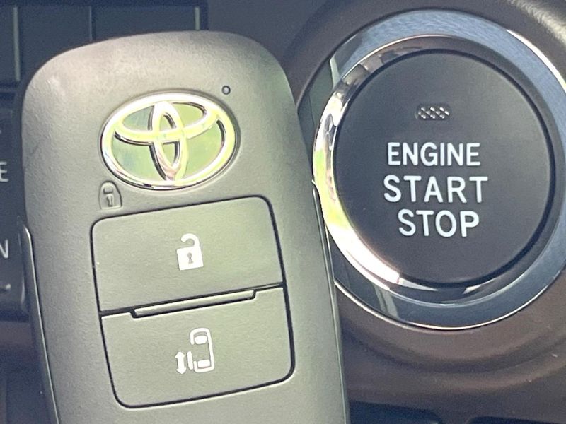 2025 Toyota Roomy 5BA-M900A (UW-6a53061eeb4a7)[15]