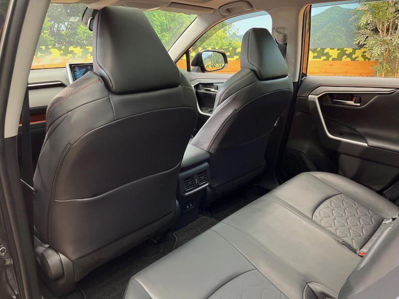 2020 Toyota RAV4 6BA-MXAA54 (UW-6a530682cc2ba)[25]