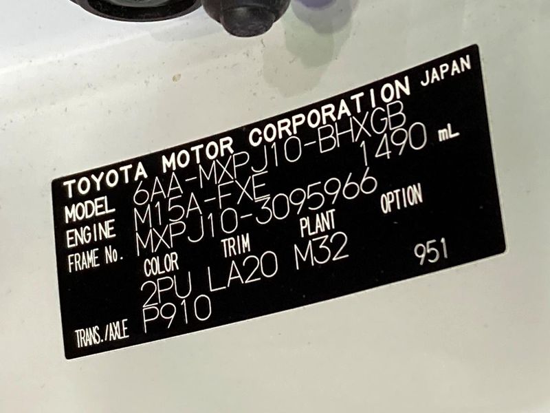 2023 Toyota Yaris Cross 6AA-MXPJ10 (UW-6a53069bc1dfa)[1]