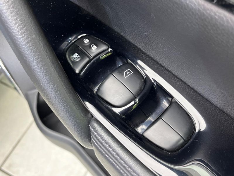 2019 Nissan X-Trail DBA-NT32 (UW-6a5306f30e55f)[6]