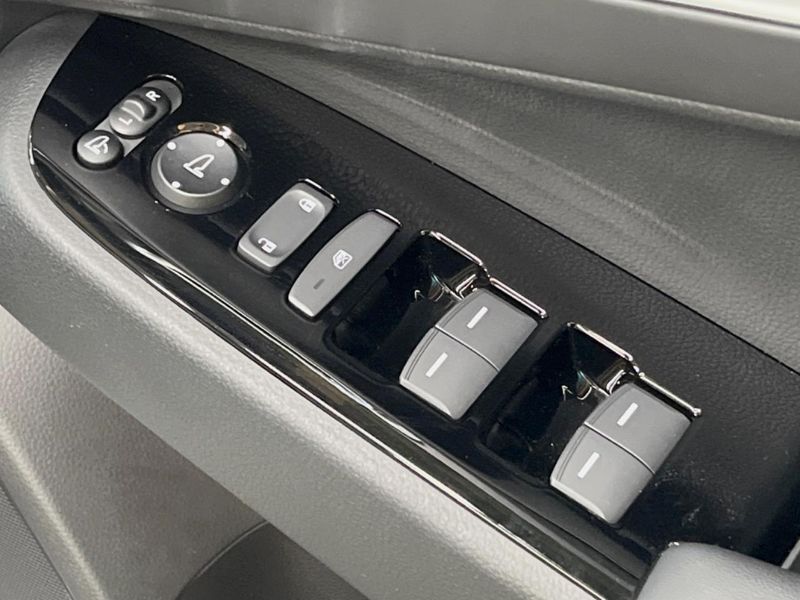 2021 Honda Vezel 6AA-RV5 (UW-6a53070ea8d78)[16]