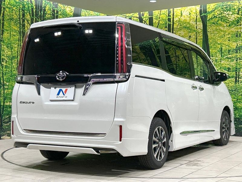 2017 Toyota Esquire DBA-ZRR80G (UW-6a530792846d6)[11]