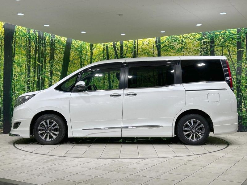 2017 Toyota Esquire DBA-ZRR80G (UW-6a530792846d6)[14]