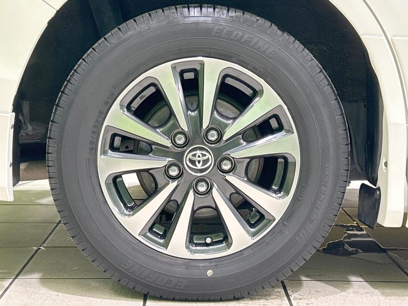 2017 Toyota Esquire DBA-ZRR80G (UW-6a530792846d6)[15]