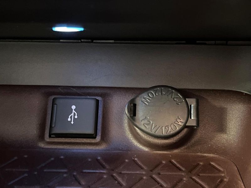 2022 Toyota RAV4 6AA-AXAH54 (UW-6a5455c1c518e)[28]