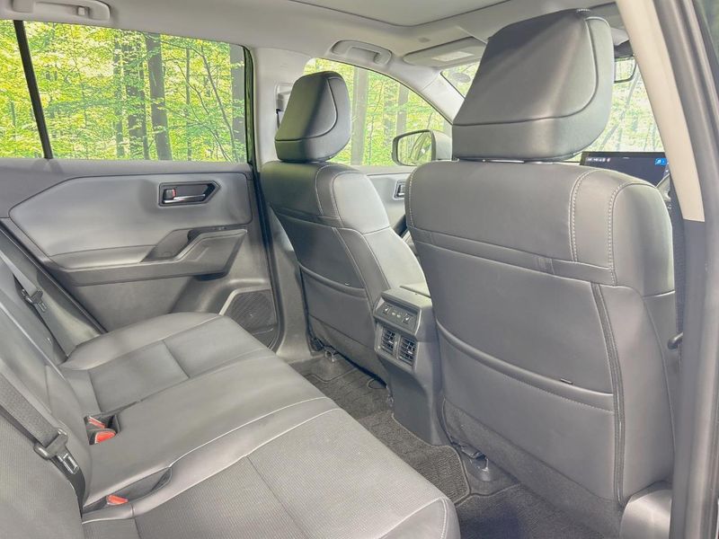 2026 Toyota RAV4 6AA-AXAN64 (UW-6a5455c54bbe0)[16]