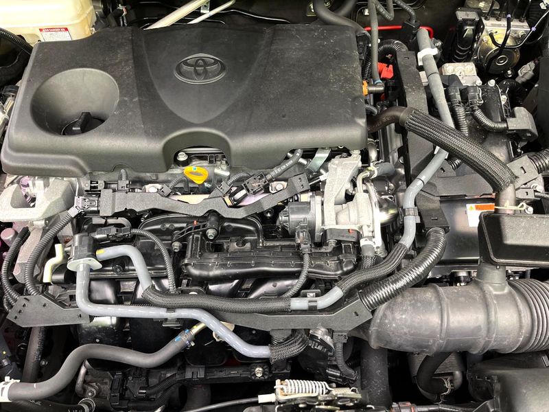 2022 Toyota Harrier Hybrid 6AA-AXUH80 (UW-6a5455cbc0712)[5]
