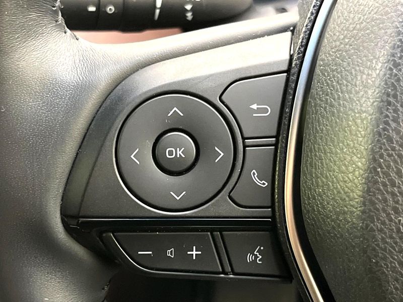 2022 Toyota Harrier Hybrid 6AA-AXUH80 (UW-6a5455cbc0712)[17]