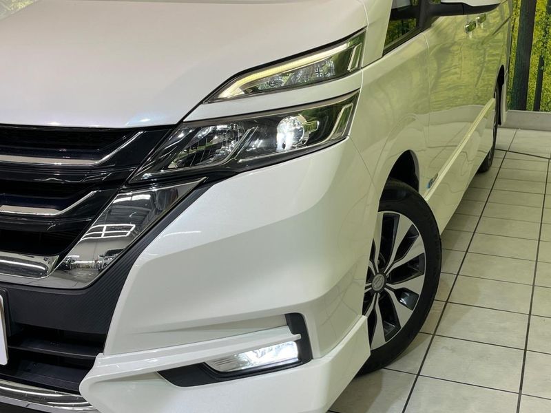 2017 Nissan Serena DAA-GFC27 (UW-6a545664a3161)[12]
