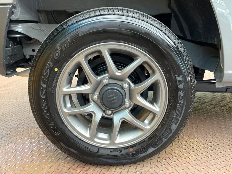 2025 Suzuki Jimny 3BA-JB64W (UW-6a5456c5ca27a)[20]