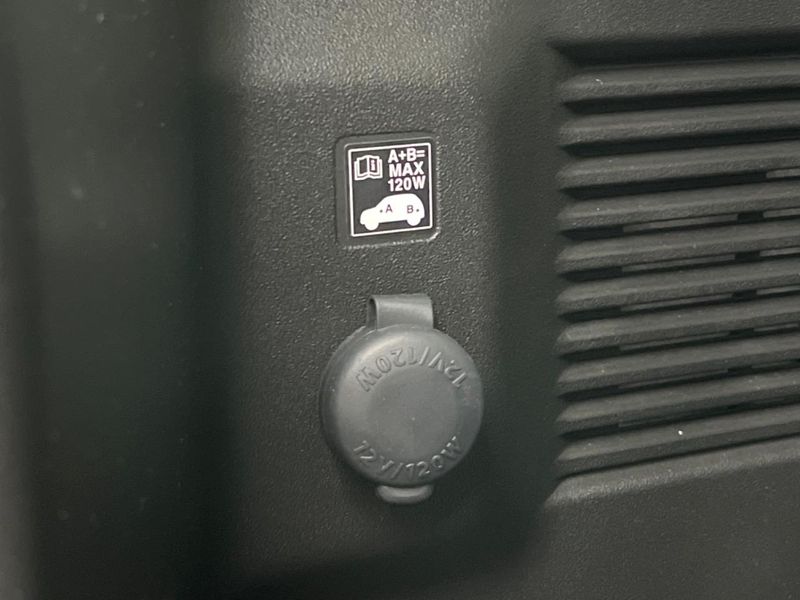 2025 Suzuki Jimny 3BA-JB64W (UW-6a5456c5ca27a)[29]
