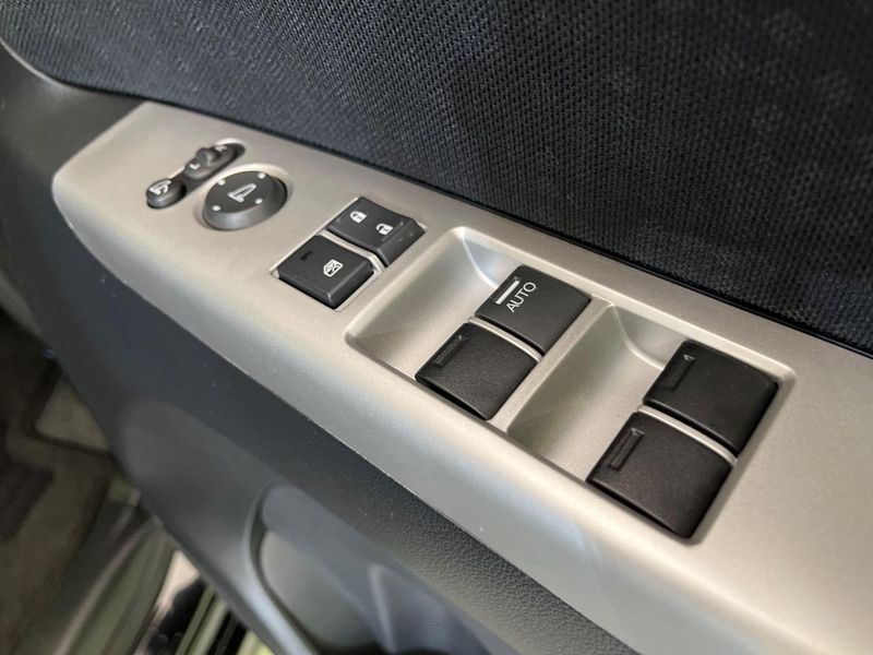 2016 Honda N-BOX CUSTOM DBA-JF1 (UW-6a5456dc4bf0b)[26]