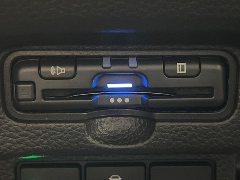 2023 Honda N-BOX CUSTOM 6BA-JF4 (UW-6a5456fb0fc0c)[18]
