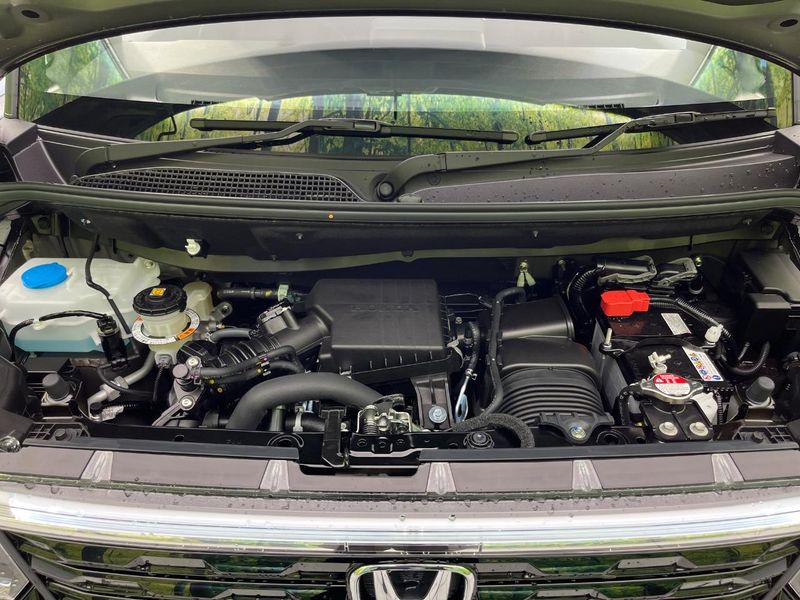 2026 Honda N-BOX CUSTOM 6BA-JF5 (UW-6a5457139bc89)[4]