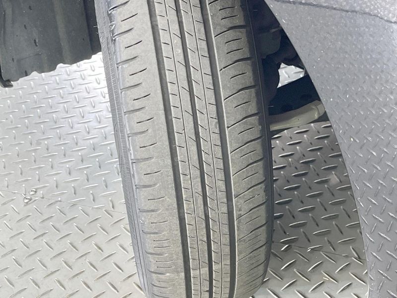 2023 Daihatsu Toll 5BA-M900S (UW-6a5457b189a0e)[10]