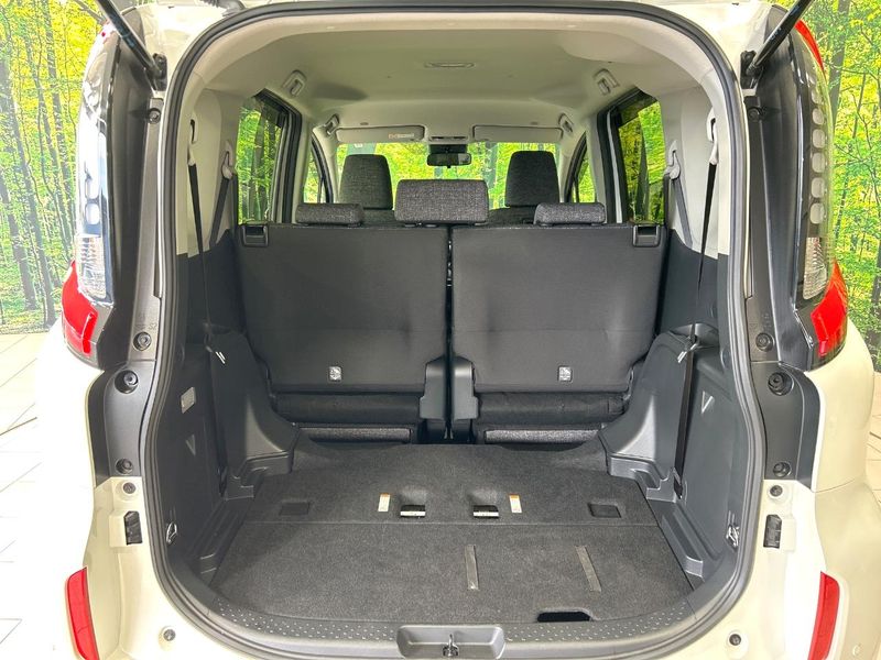 2022 Toyota Sienta 5BA-MXPC10G (UW-6a5458282fa34)[13]