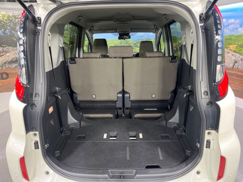 2023 Toyota Sienta 5BA-MXPC10G (UW-6a5458289f9fc)[13]