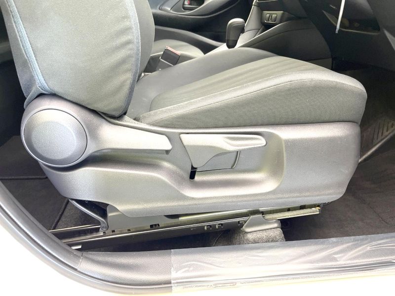 2023 Toyota Yaris 6AA-MXPH10 (UW-6a54582de4ffc)[16]