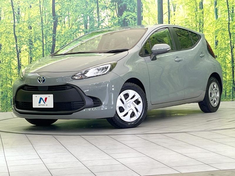 2022 Toyota Aqua 6AA-MXPK11 (UW-6a54583e8d973)[0]