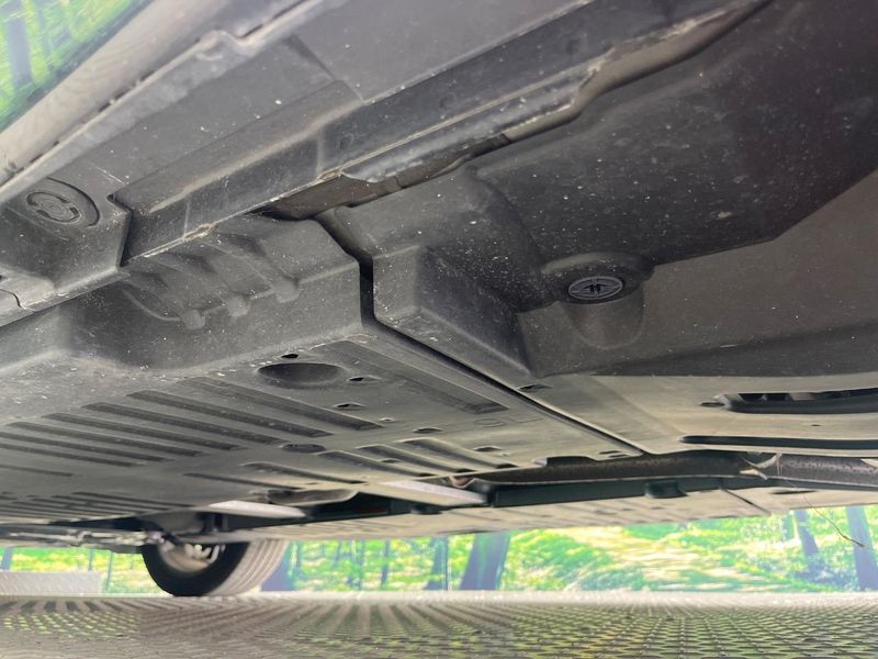 2023 Toyota Prius 6AA-MXWH60 (UW-6a54585621461)[12]
