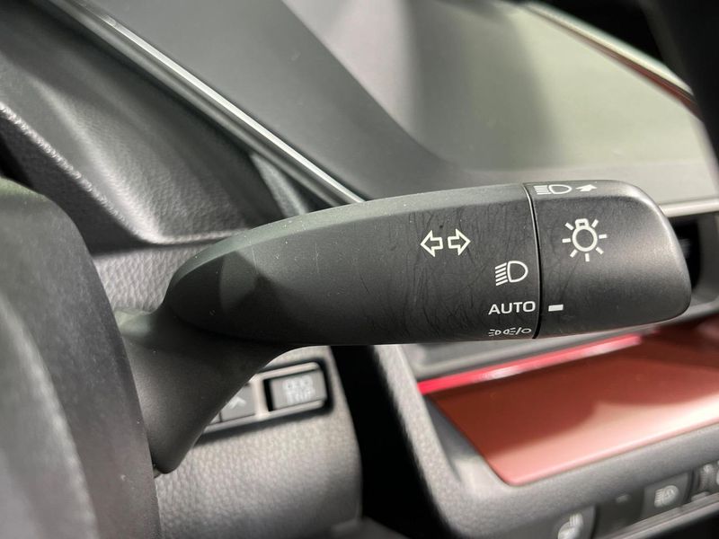 2023 Toyota Prius 6AA-MXWH60 (UW-6a54585aa0ce3)[13]