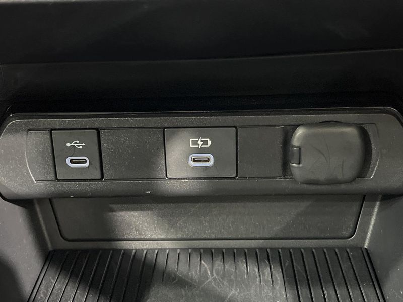 2023 Toyota Prius 6AA-MXWH60 (UW-6a54585aa0ce3)[21]
