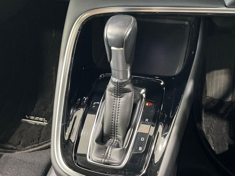 2021 Honda Vezel 6AA-RV5 (UW-6a5458a9bbef3)[16]