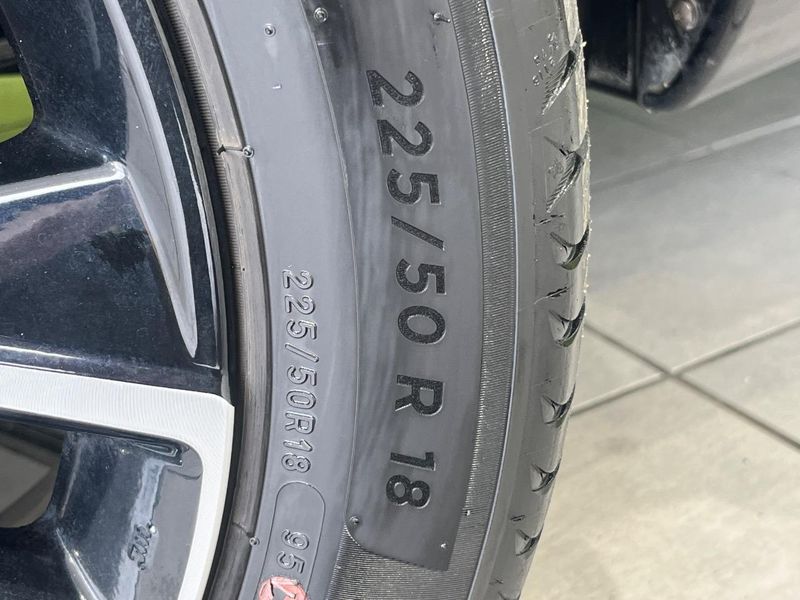 2022 Honda Vezel 6AA-RV5 (UW-6a5458aa31e06)[5]