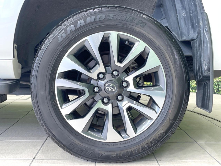 2022 Toyota Land Cruiser Prado 3BA-TRJ150W (UW-6a5458db2ef8d)[12]
