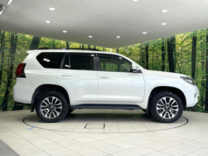 2022 Toyota Land Cruiser Prado 3BA-TRJ150W (UW-6a5458db2ef8d)[18]