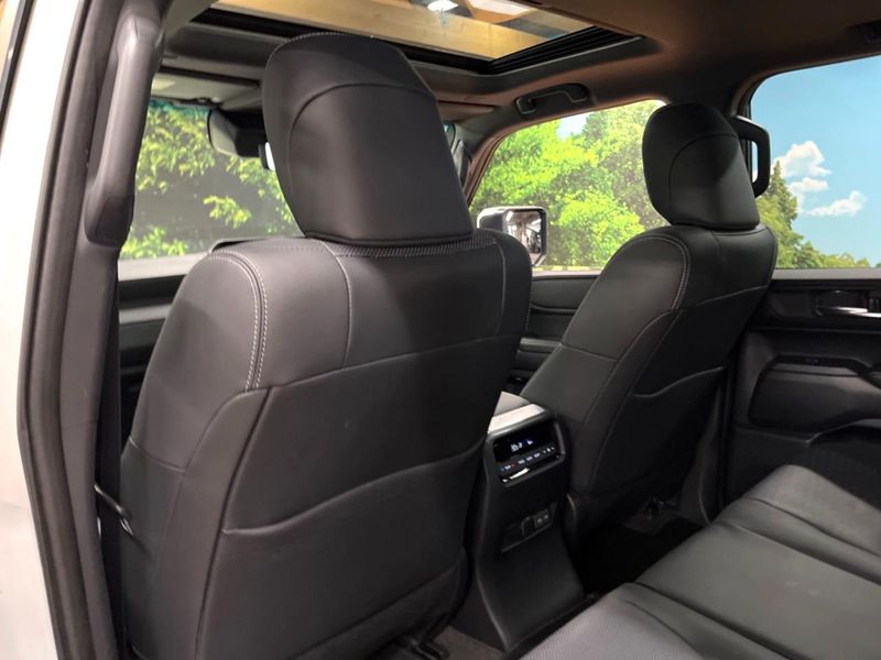 2024 Toyota Land Cruiser 250 3BA-TRJ250W (UW-6a5458e2dabb1)[8]