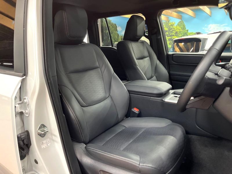 2024 Toyota Land Cruiser 250 3BA-TRJ250W (UW-6a5458e2dabb1)[16]