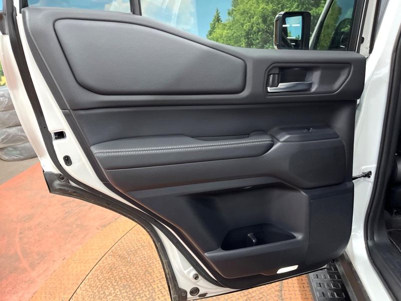 2024 Toyota Land Cruiser 250 3BA-TRJ250W (UW-6a5458e2dabb1)[7]
