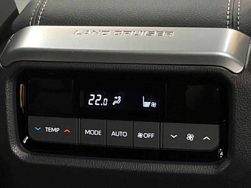 2024 Toyota Land Cruiser 250 3BA-TRJ250W (UW-6a5458e2dabb1)[23]