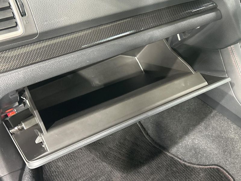 2016 Subaru WRX S4 DBA-VAG (UW-6a5458ebe0f83)[28]