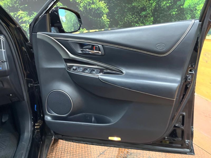 2018 Toyota Harrier DBA-ZSU60W (UW-6a545937dcb92)[24]