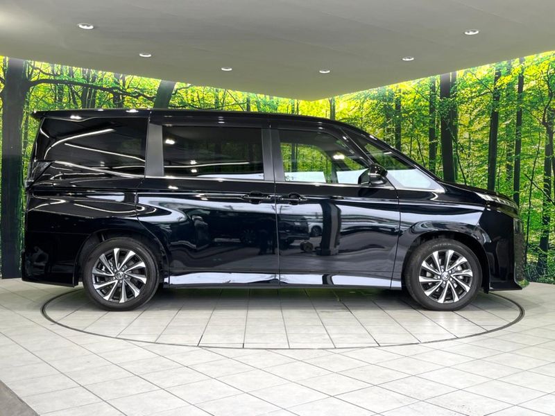 2023 Toyota Voxy 6AA-ZWR90W (UW-6a5459676175a)[20]