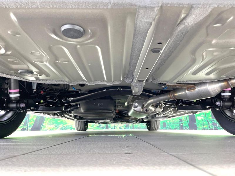 2026 Toyota Voxy 6AA-ZWR90W (UW-6a54596f9e9fb)[26]